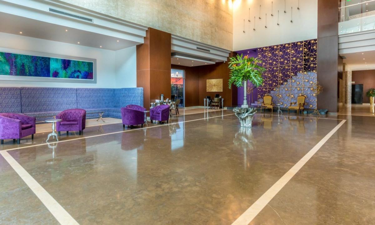 Lobby Sky Collection LifeStyle Hotel y Suites Barranquilla Lobby Sky Collection LifeStyle Hotel y Suites Barranquilla