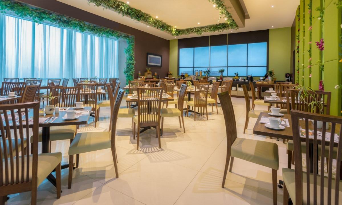 Restaurante Sky Collection LifeStyle Hotel y Suites Barranquilla Restaurante Sky Collection LifeStyle Hotel y Suites Barranquilla